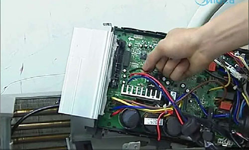 石城美的空调电话是多少